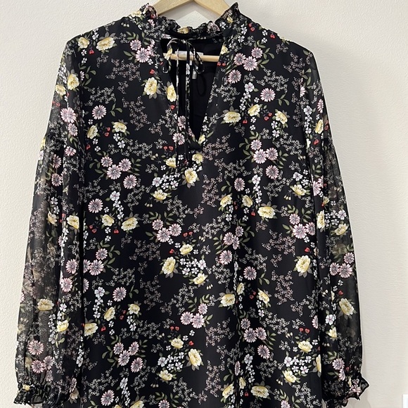REVOLVE 1. STATE Long Sleeve Tie Neck Floral Shift Dress, Size M - Picture 3 of 10